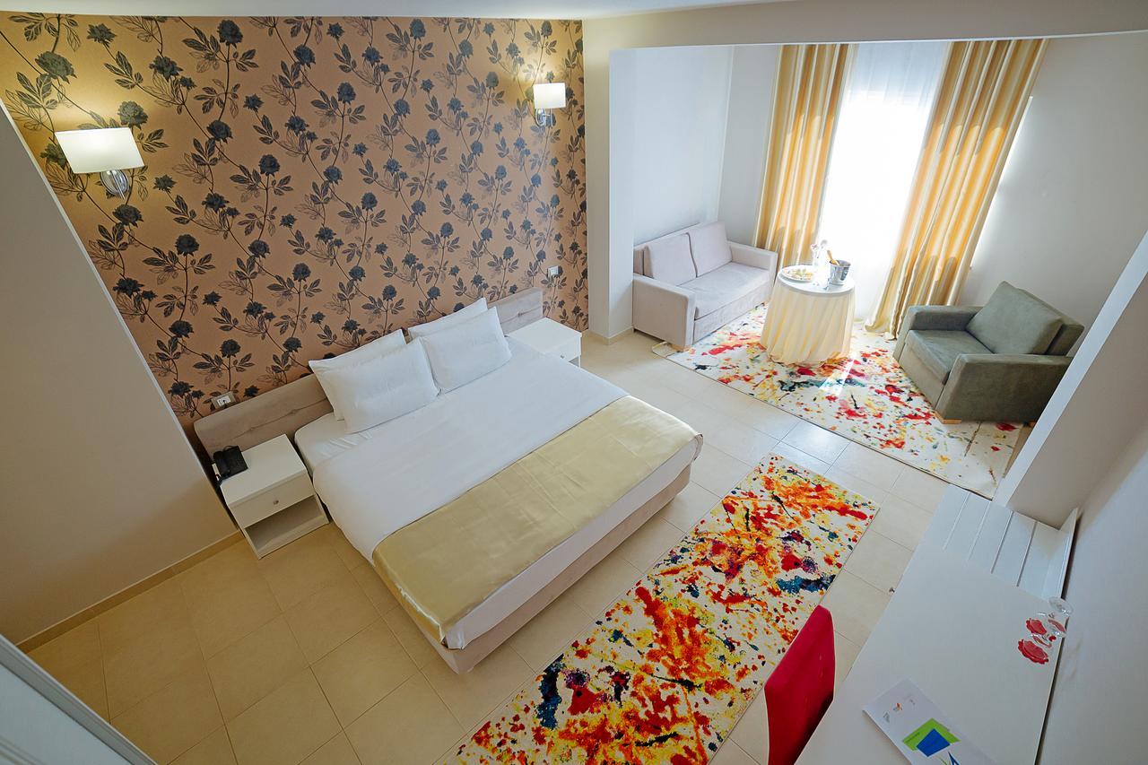 Sun Hotel ドゥラス エクステリア 写真