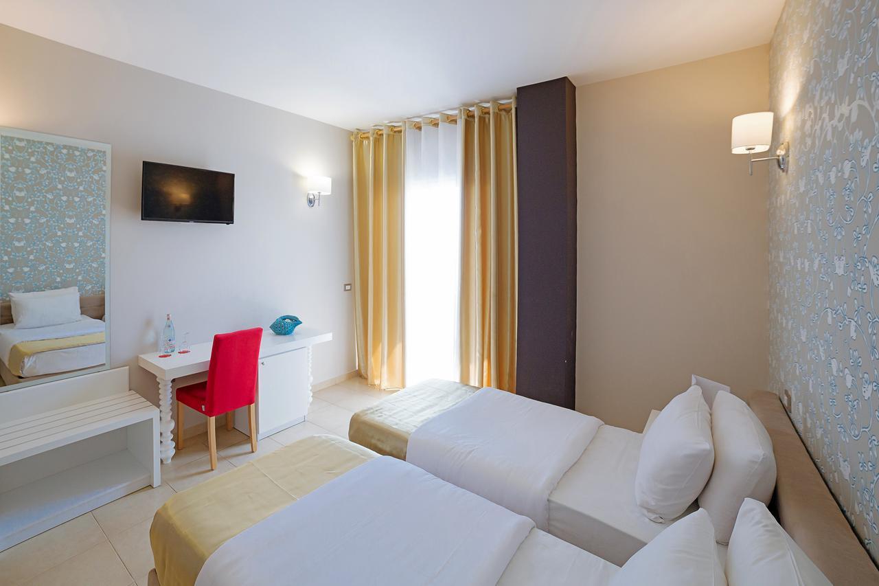 Sun Hotel ドゥラス エクステリア 写真