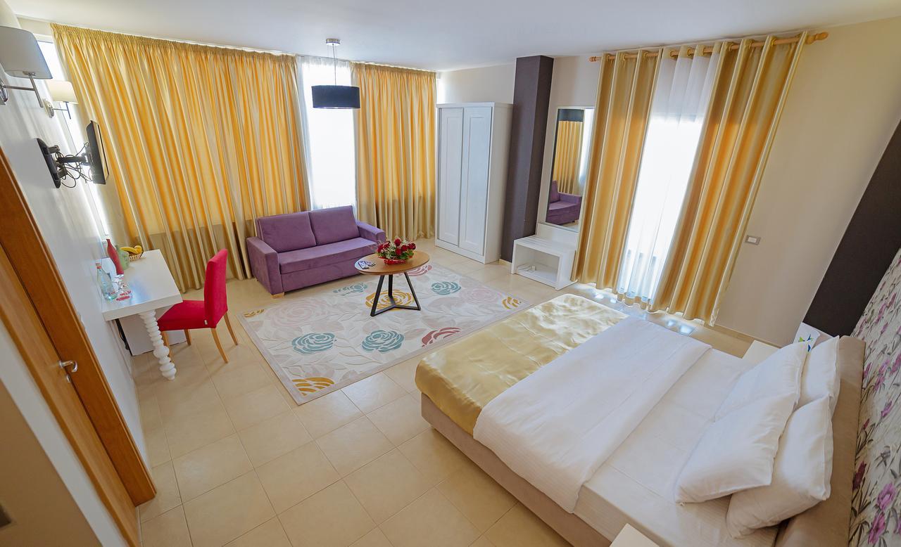 Sun Hotel ドゥラス エクステリア 写真