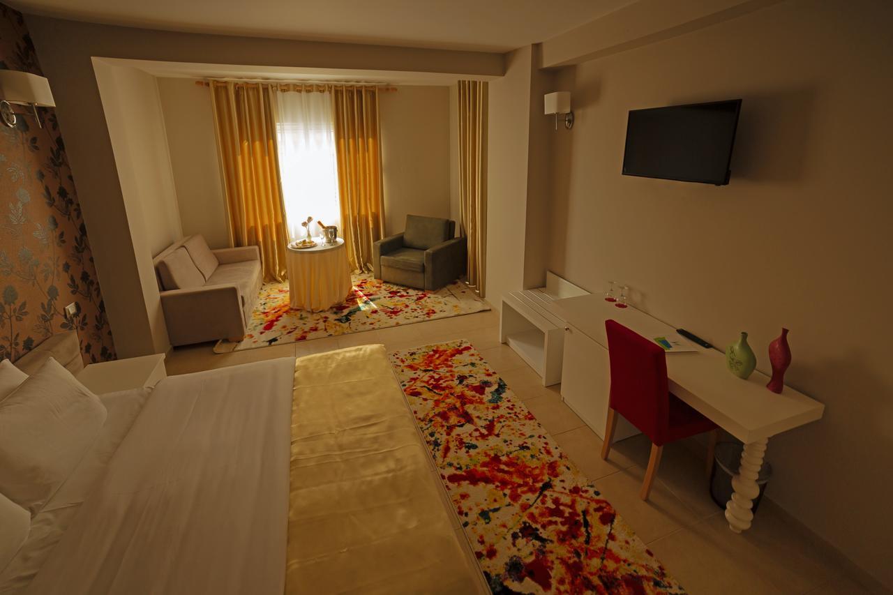 Sun Hotel ドゥラス エクステリア 写真